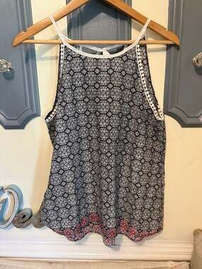 Le Lis Women's Sleeveless Halter Neck Tank Top with Pom-Pom Trim